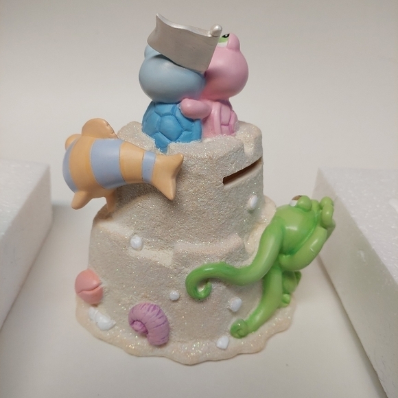 Russ Berrie The Sea Peepers w/ Sand Castle Ceramic Bank - Picture 6 of 9